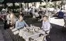 mennesker på restaurant