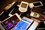 En masse gamle mobiltelefoner