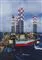 En boreplatform midt i havet 