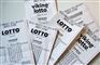 En stak lotto-kuponer.