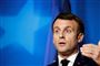 Frankrigs præsident Emmanuel Macron gestikulerer