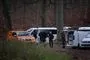 Politiet leder efter beviser i en skov