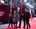 Prins William og Kate sammen med deres tre børn, George,7, Charlotte, 5, og Louis, 2, fotograferet ved en anden lejlighed. 