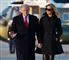 Trump og førstedamen på vej ud af helikopteren