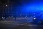 Politi og demonstranter er tæt på hinanden på Rådhuspladsen i København