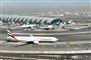 fly på landingsbanen i lufthavnen i Dubai
