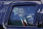 billede af Donald Trump siddende i bil