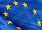 Et blåt EU flag med gule stjerner