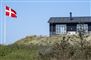 Sommerhus med dannebrog
