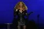 sangerinden beyoncé står på scenen