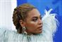 Beyonce i en fjerdims-kjole