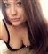 en nedringet brunette 