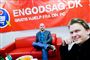 Stifterne af Engodsag.dk tror ikke på de gammeldags jobtitler. Derfor er Mads Ellegaard (th.) nu 'chief of spreading and developing global karma and charity results. (The human previously known as co-founder)'. Mens medstifter Jonathan Løw er 'chef for strategi, velgørende og kreativ tænkning og business development'.Nyhedsavisen/Poul Madsen