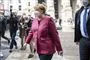 angela merkel går med mundbind