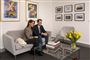 Prins Joachim og Prinsesse Marie sidder i en sofa