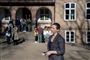 Mette Frederiksen interviewes udendørs