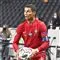 Christiano Ronaldo i en rød fodboldtrøje