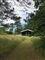 En skønt sommerhus i frodig have