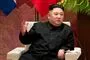 Kim Jong-un gestikulerer