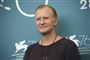 skuespilleren ulrich thomsen poserer for kameraet