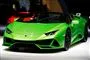 En grøn Lamborghini til et motorshow
