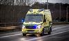 billede af en ambulance under udrykning