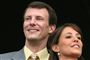 prins joachim og prinsesse marie smiler 