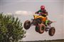En ATV'er flyver gennem luften