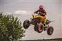 En ATV'er flyver gennem luften