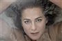 andrea elisabeth rudolph kigger ind i kameraet