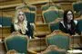 pernille vermund sidder i folketingssalen