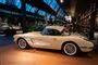 en hvid Corvette
