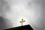 Tyve stjal taget på kirke