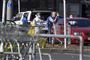 ambulancefolk med sårede folk