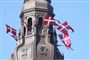Christianborg med flag i toppen