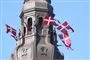Christianborg med flag i toppen