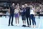 David Lee, Caroline, Piotr, Patrik og Anna Wozniacki sammen på tennisbanen under Carolines sidste tenniskamp. 