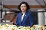 en kvindelig præsident på talerstolen i Taiwan