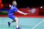 badmintonspiller i aktion