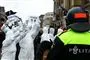 Flere anholdt og kvæstet under protest i Holland