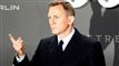 James Bond-skuespiller får særlig titel af dronningen