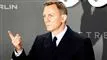 James Bond-skuespiller får særlig titel af dronningen