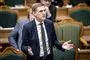 mand taler i folketingssalen