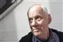 Flemming Quist Møller kigger ud til højre
