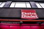 Skilt med Ekstra Bladet.