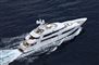 En kæmpe yacht