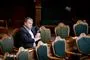 lars løkke rasmussen står i folketingssalen