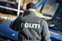 politimand fra ryggen