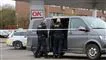 politi i en bil