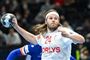 Mikkel Hansen skyder en bold afsted